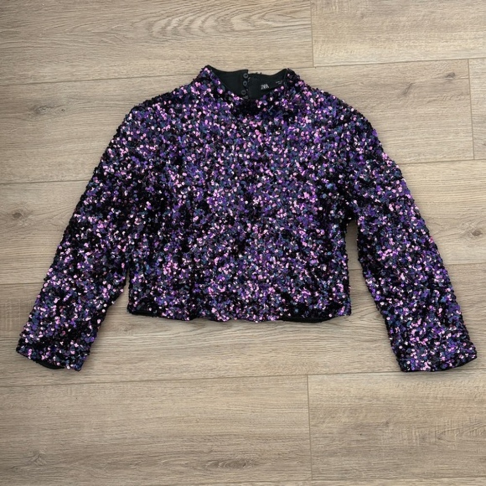 ✨ Purple & Black Sequin Mock Neck Crop Top | Keyhole Back | Size Small | NWOT ✨